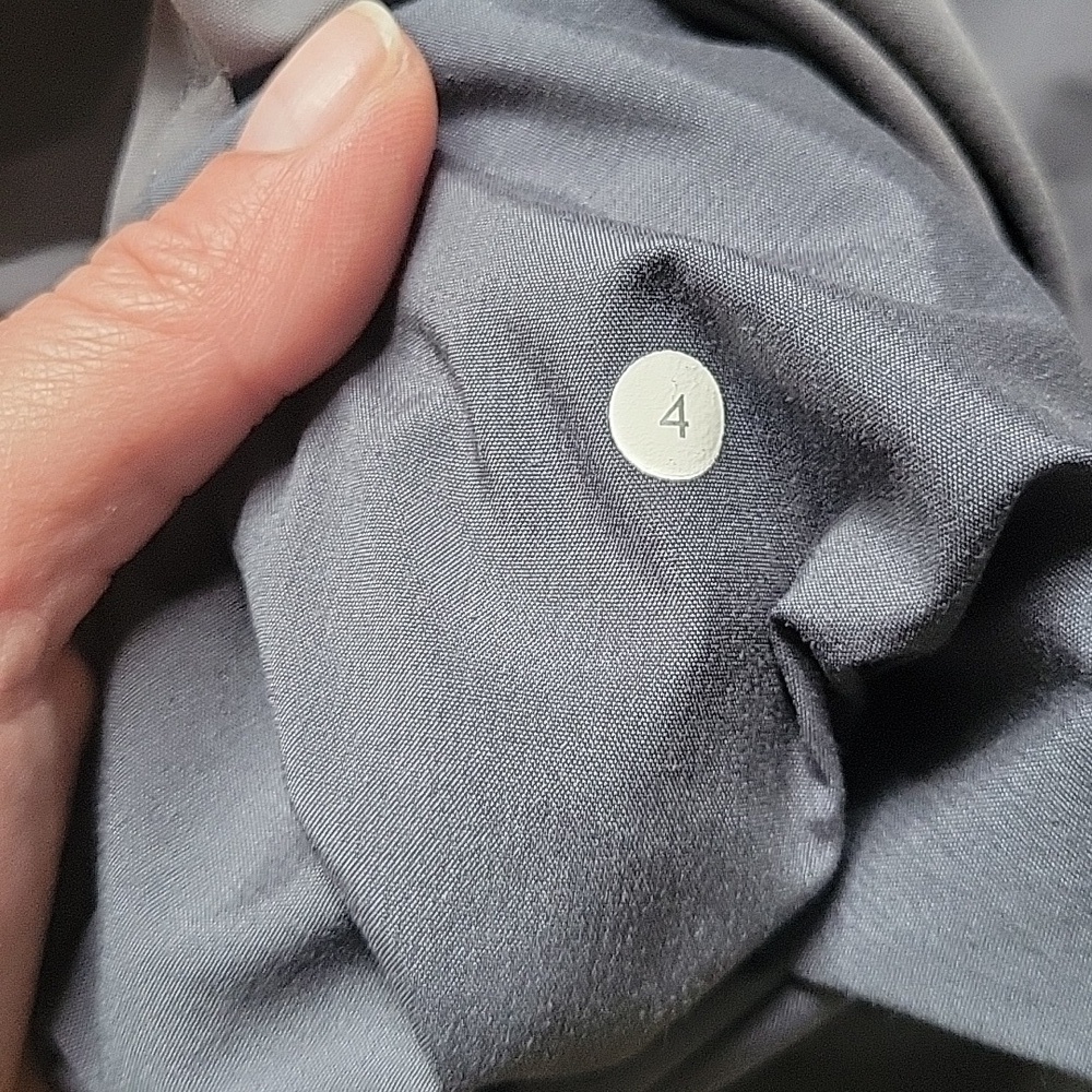 LULULEMON Seeknthe Peek Crop Pants size 4 - Picture 8 of 11